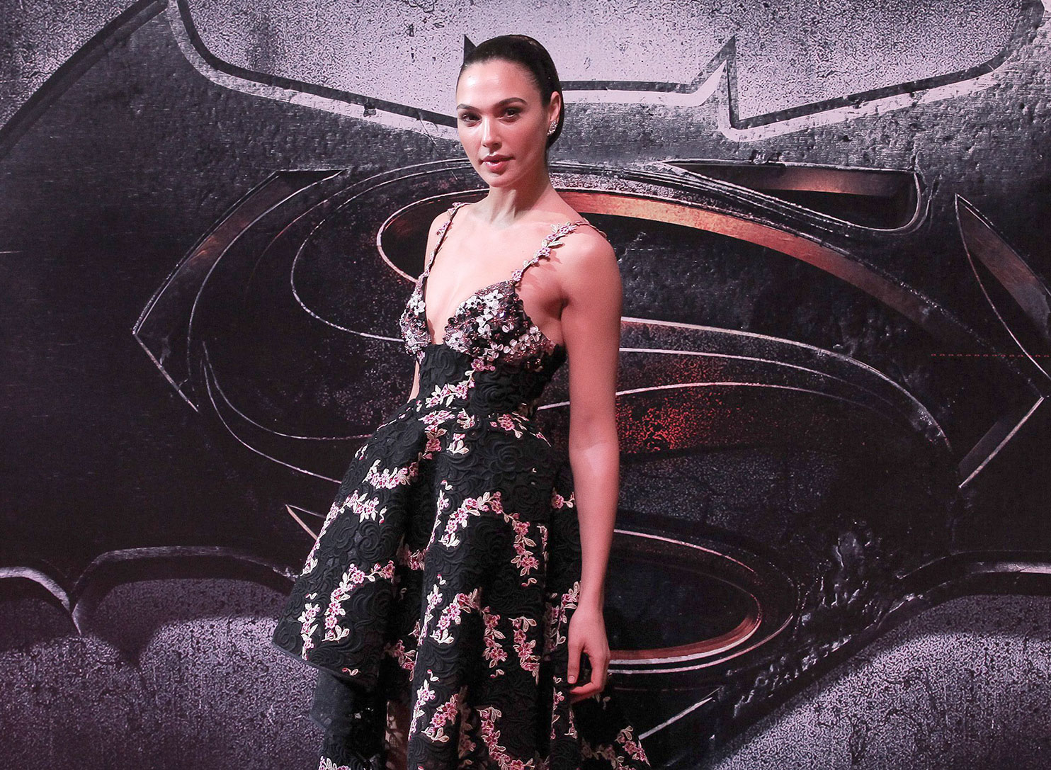 Gal Gadot in Black: A Look Back at Her Most Iconic Fashion Moments (Style Evolution)