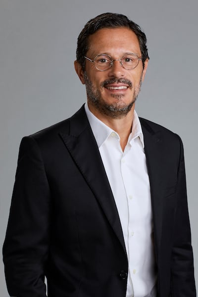Meet the Bloomingdales CEO (Find Out Whos Leading the Way at This Popular Retail Chain)