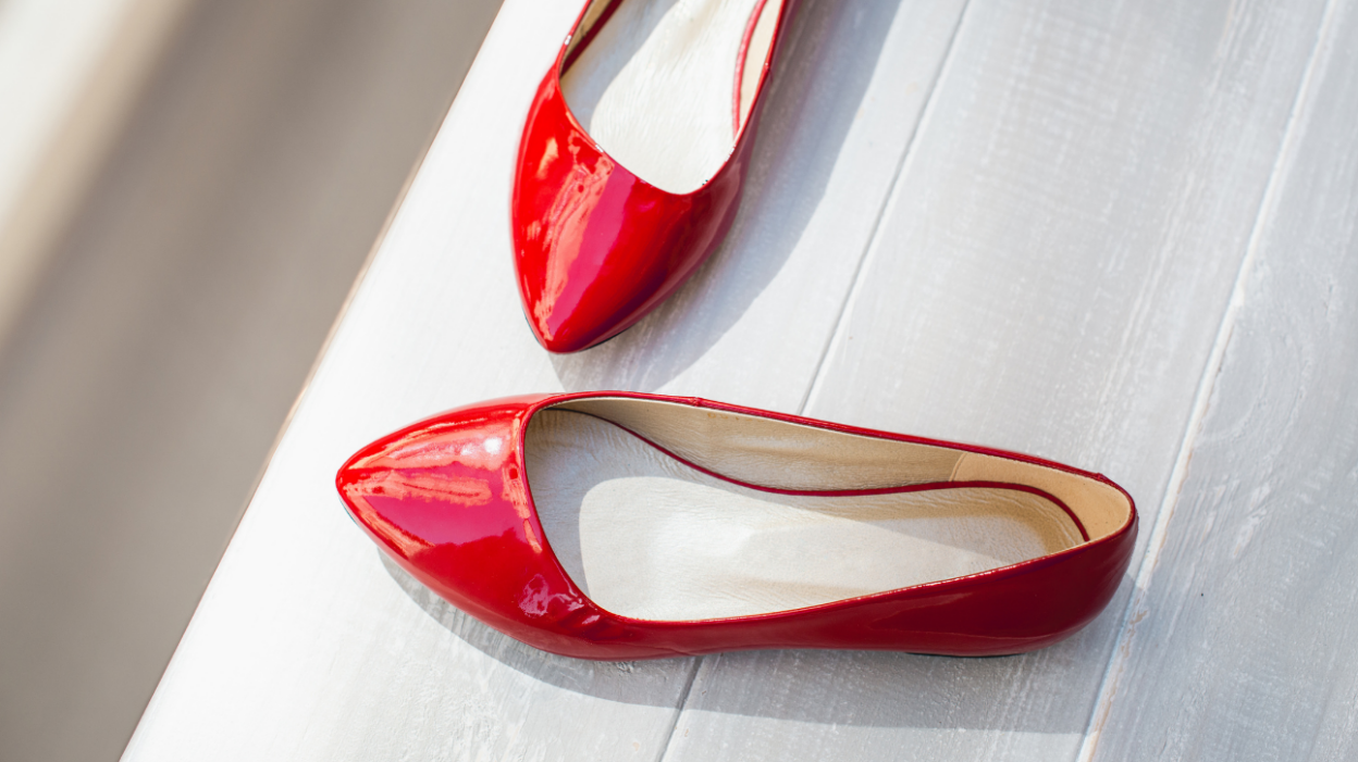 How to remove scuffs from patent leather? Easy tips for making your patent leather look new again!
