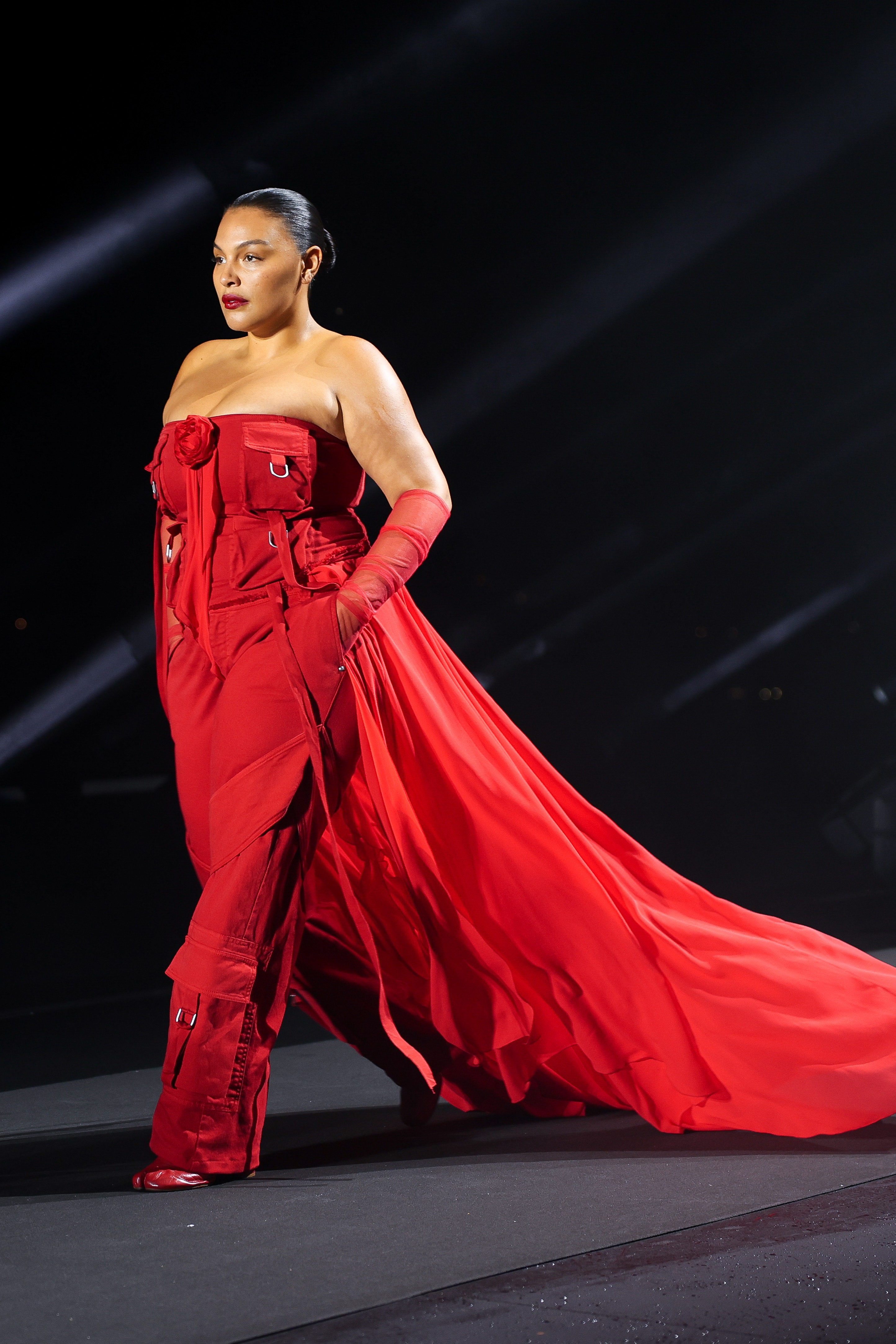 Popular Plus Size Models: Check Out the Top Models Right Now!