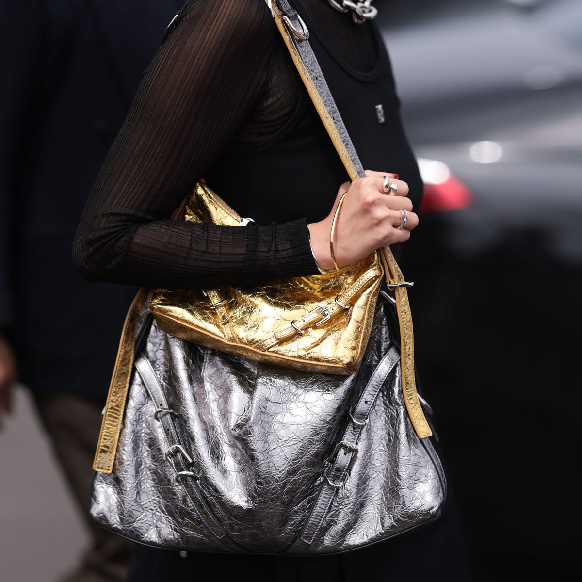 Metallic Purse: The Ultimate Guide (Find Your Perfect Shine)