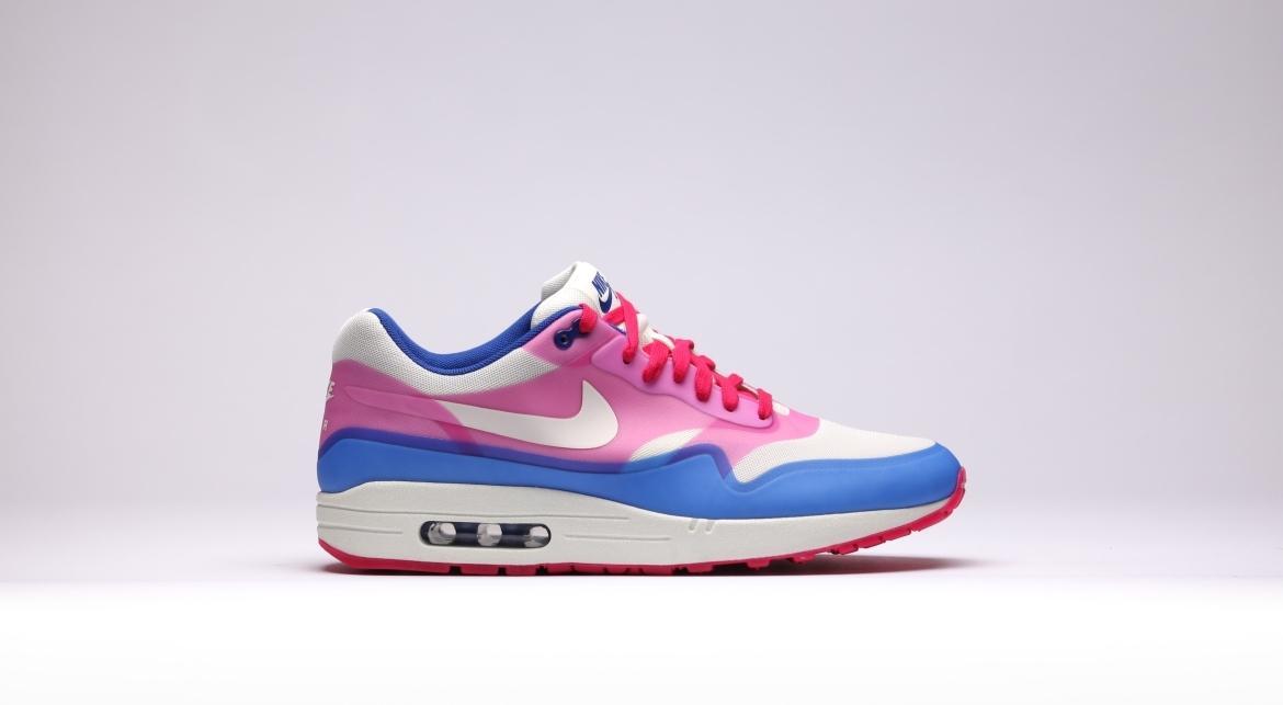 Get Your Nike Air Max Pink Blue - The Hottest Sneakers Around!