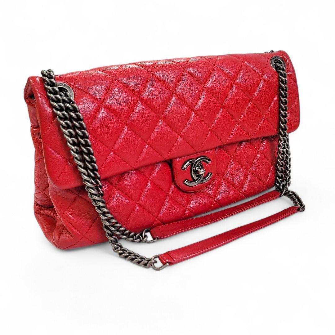 Red Chanel Bag: Where to Buy and What to Look For?