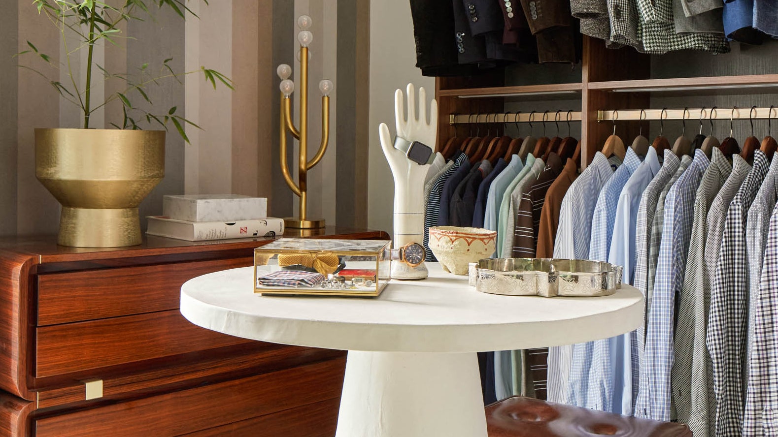 Find the Perfect Furniture for Jewelry Storage (Easy Guide)