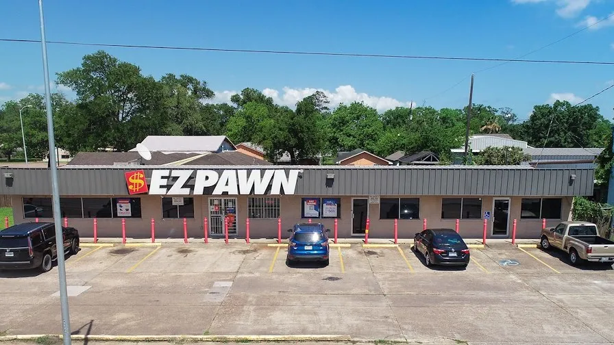 Need Cash? EZ Pawn Hunter Tips for Quick Loans!