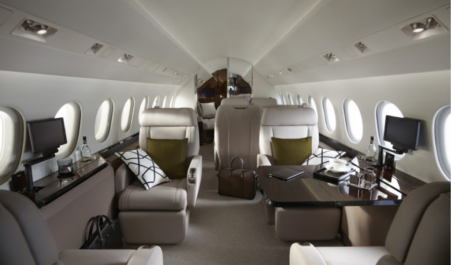 What are the best materials for an interior private jet? Learn about choices for comfort and style.