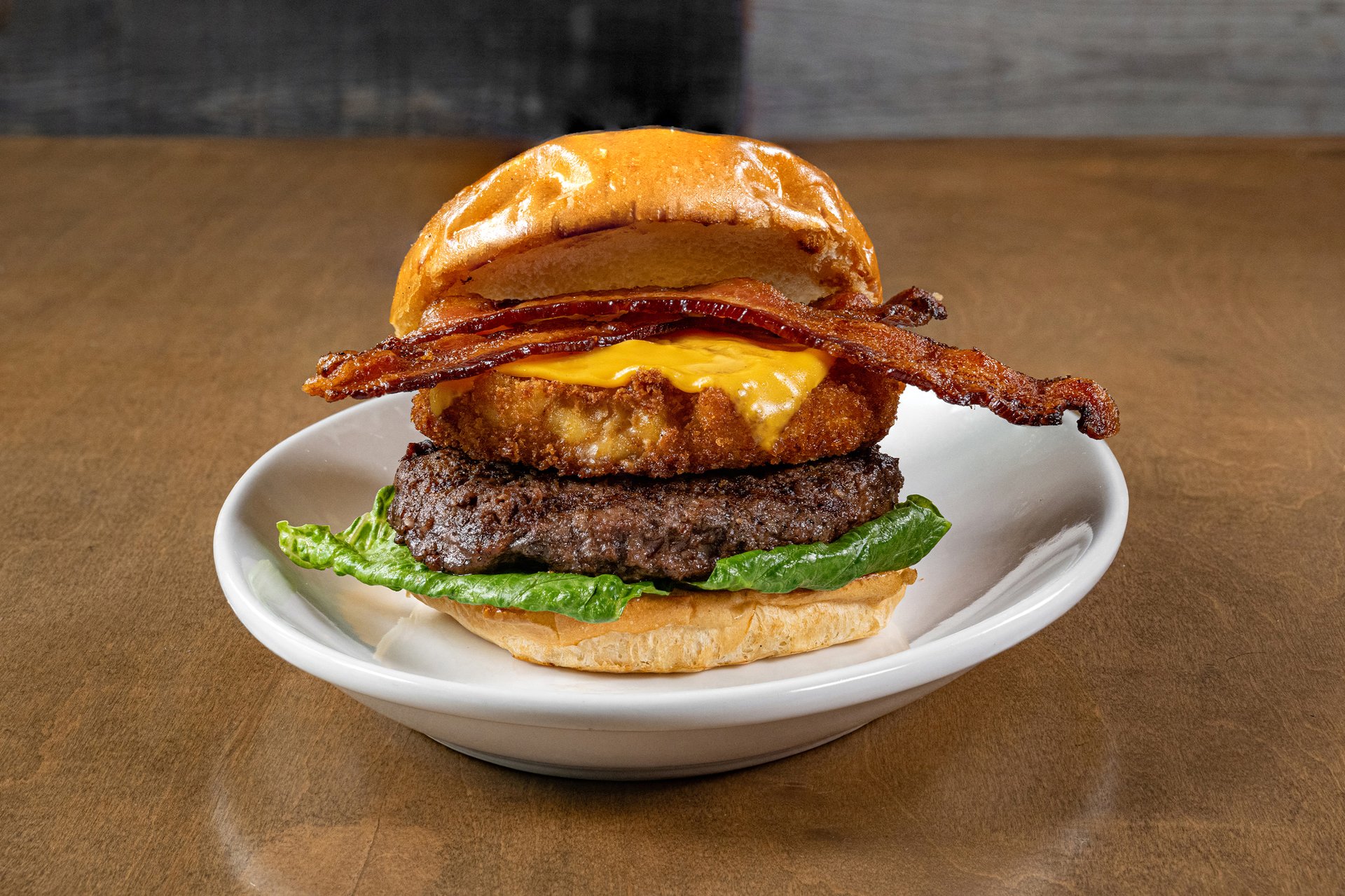 Mando Burger: Is It Really the Best Burger? We Tried It!