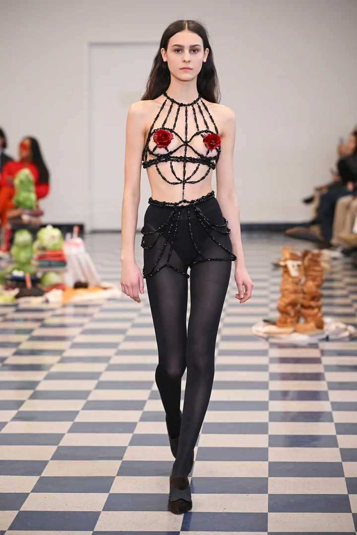 Why we love early 2000s dresses flower designs again? Lets explore the trend!
