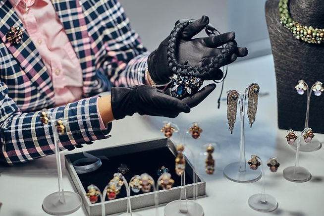 Jewellery Store News: Expert Tips on Jewellery Shopping