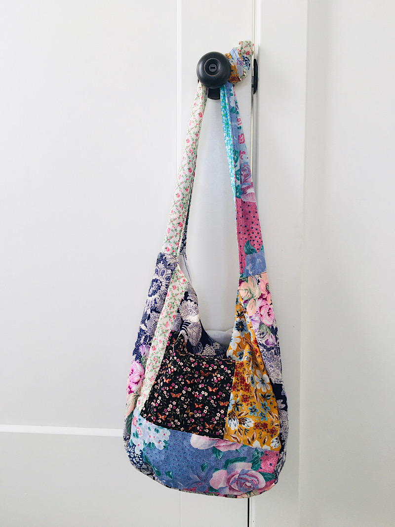Need a pattern for how to sew hobo bag? Find great free patterns and useful tips here.