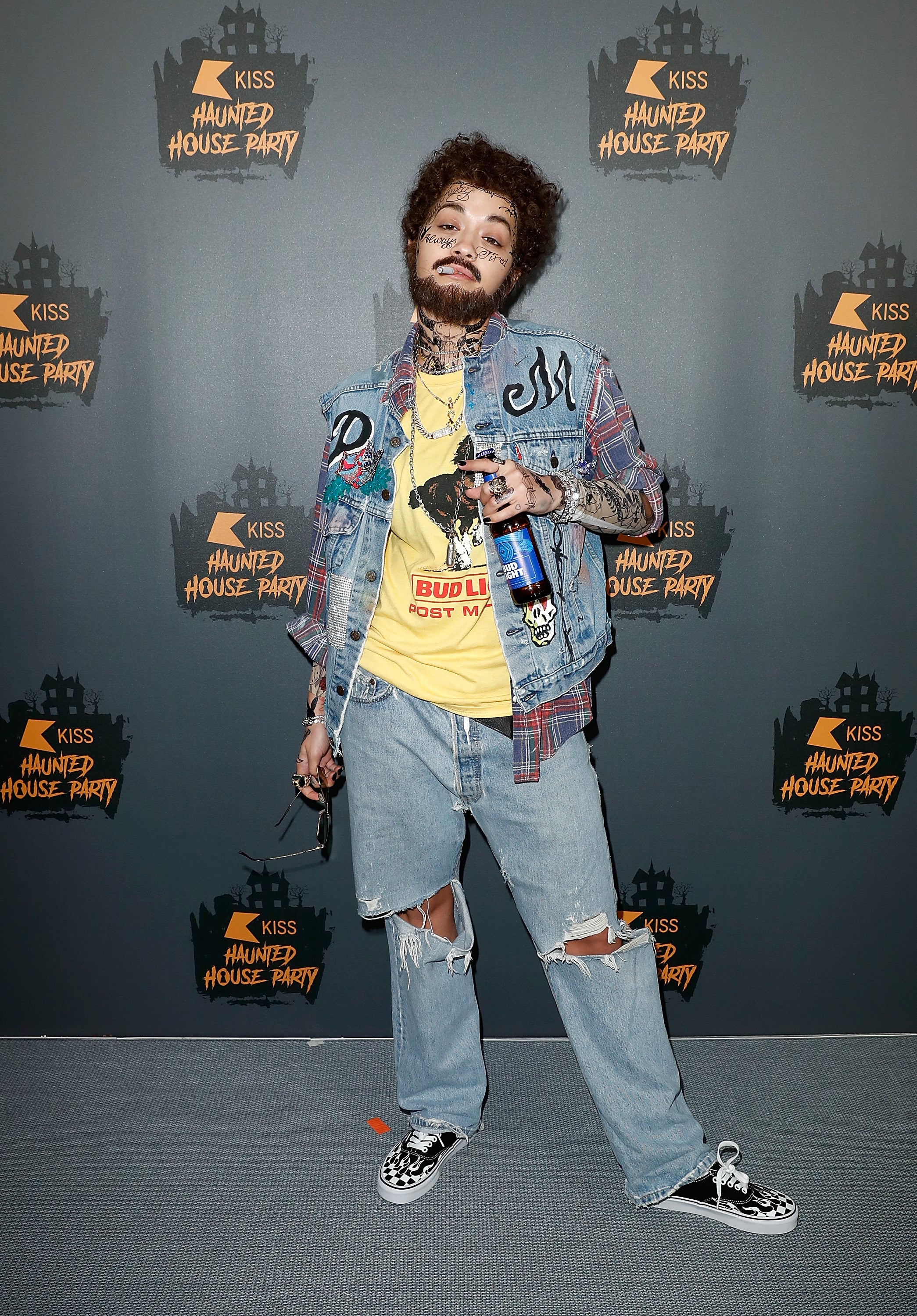 Love the Rita Ora Post Malone costume? Here is how you can make your own version easily.