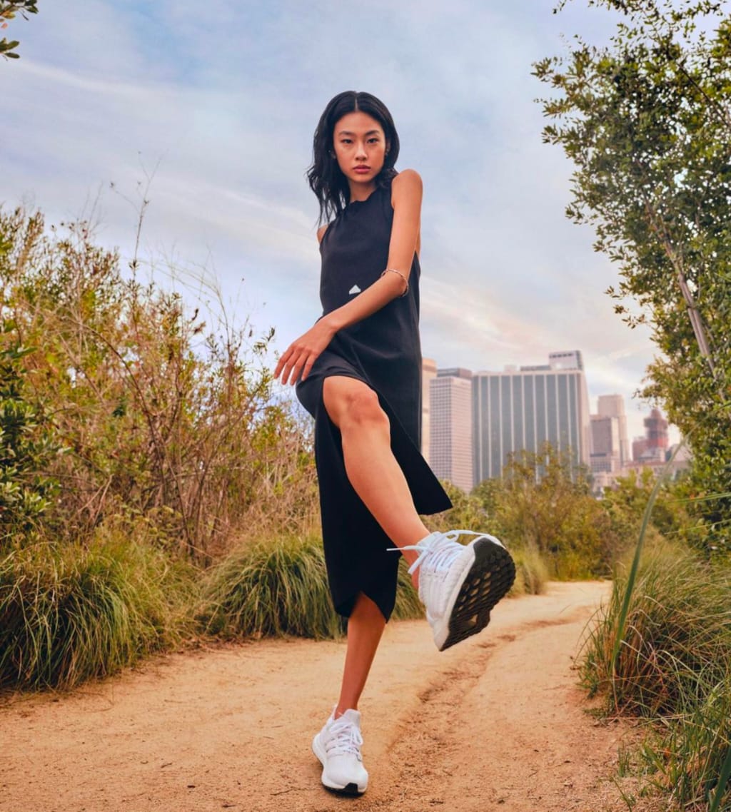 Want to rock your iconic shoes? Get easy styling secrets from fashion pros to look your best.