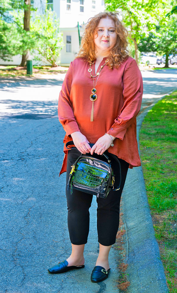Need comfortable plus size summer outfits for hot days? These options are both cool and chic.