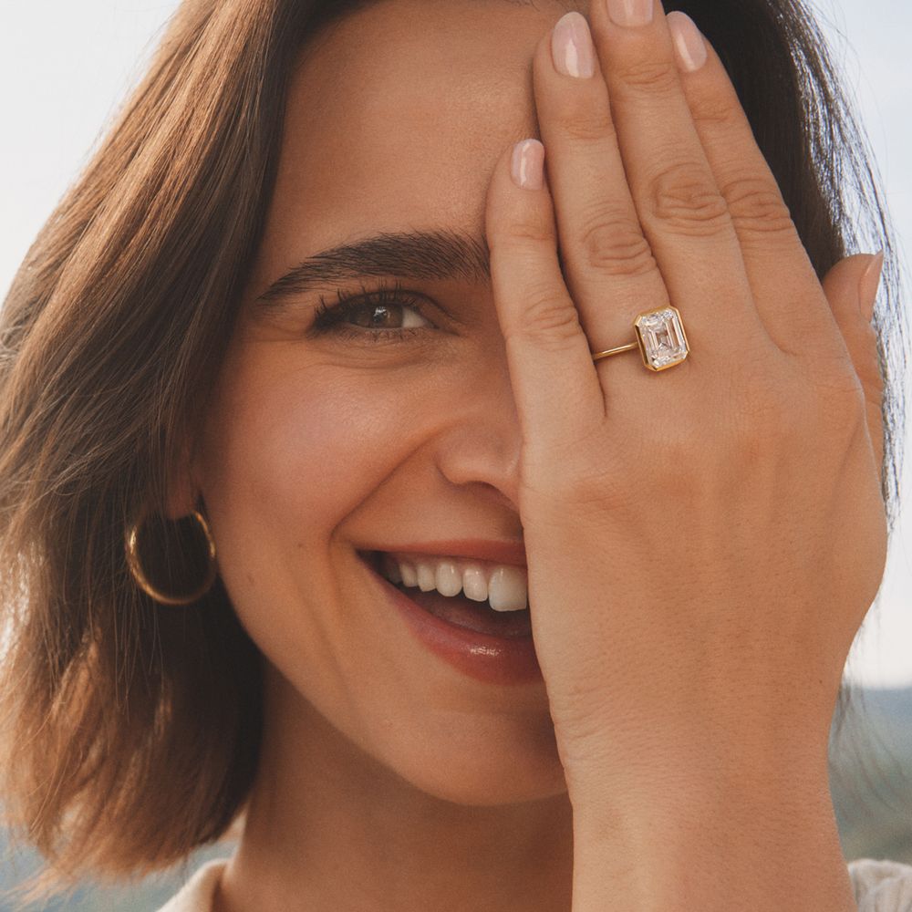 Is Frucci Jewelers a good choice? See what real customers say about their fantastic service and beautiful gems.