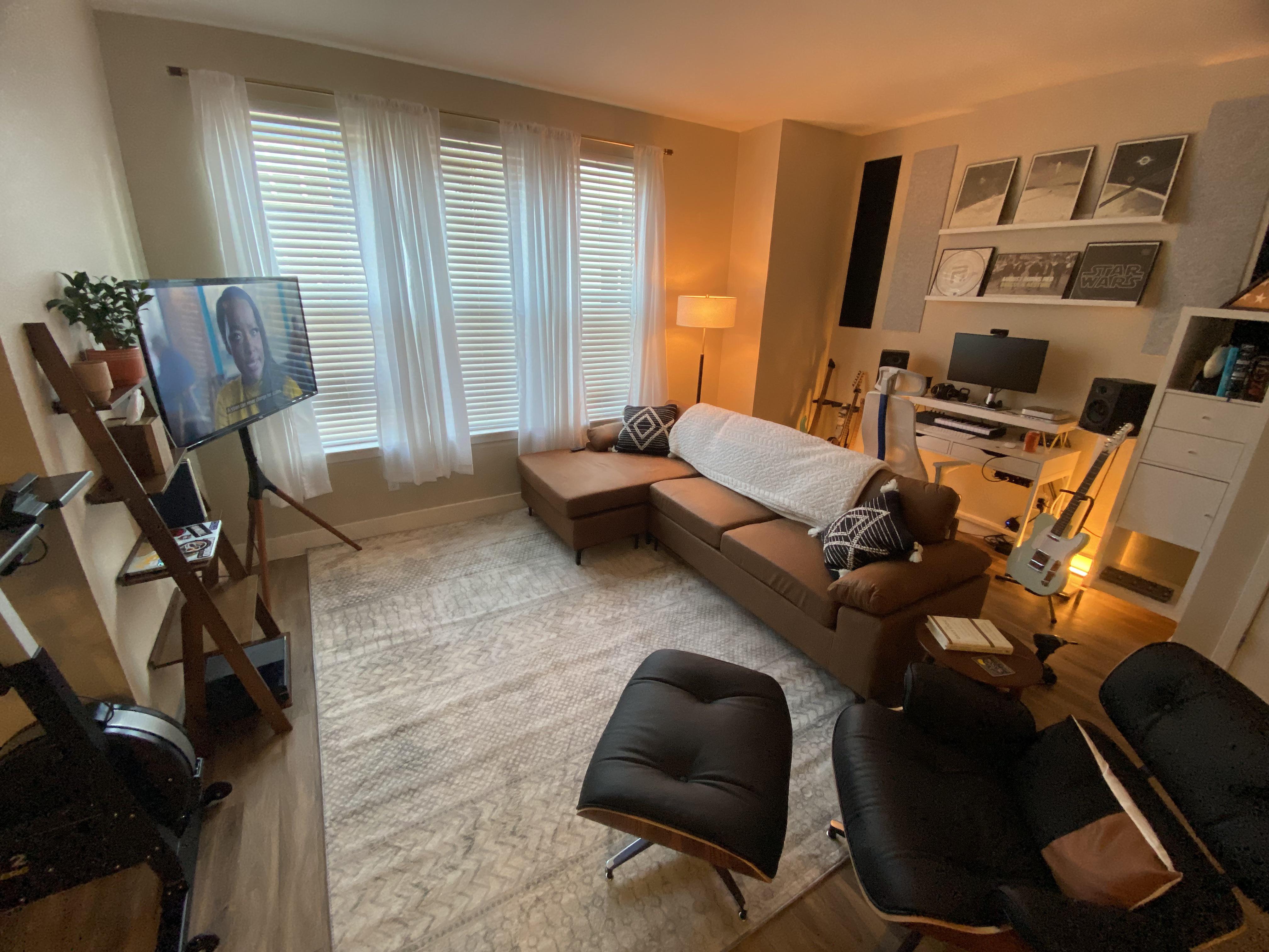 Male Living Space Minimalist: Easy Ways to Declutter Now