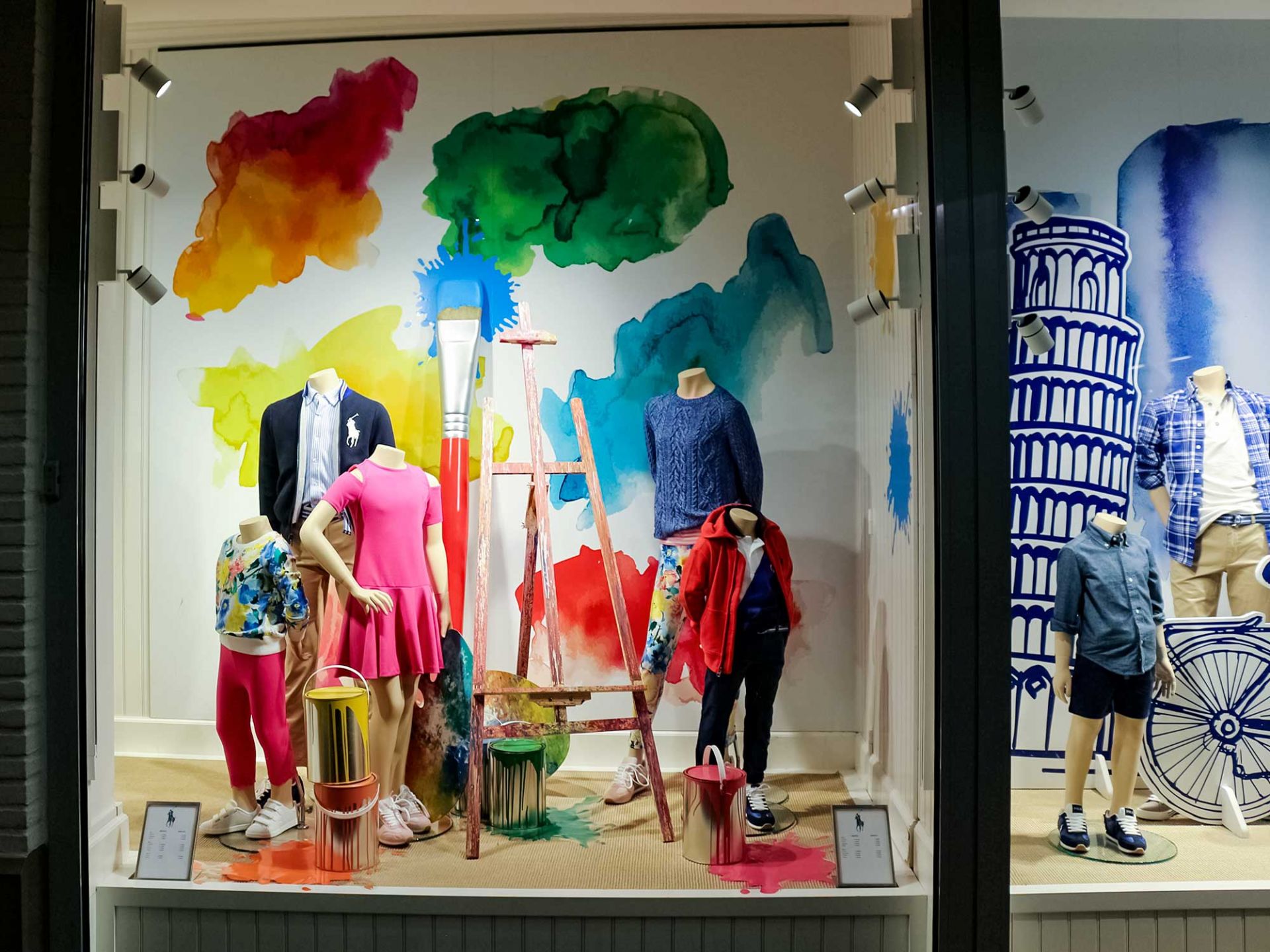 What makes a truly great window display designer? (Learn the top qualities for creating stunning shopfronts)