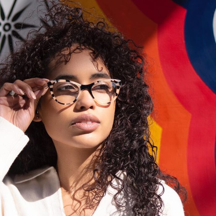 What glasses are in style for women right now? Here are 5 cool and trendy styles you should try.