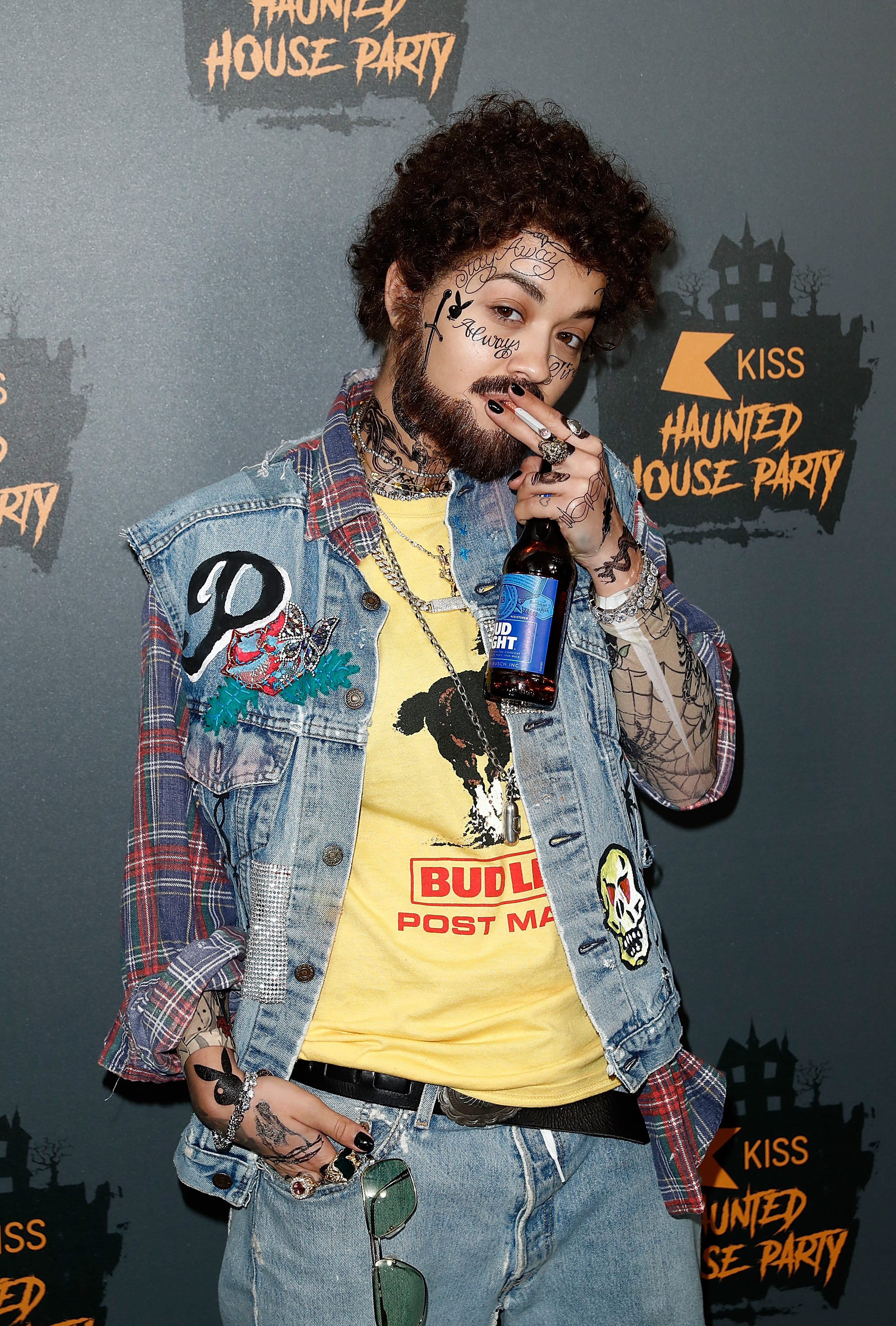 Love the Rita Ora Post Malone costume? Here is how you can make your own version easily.