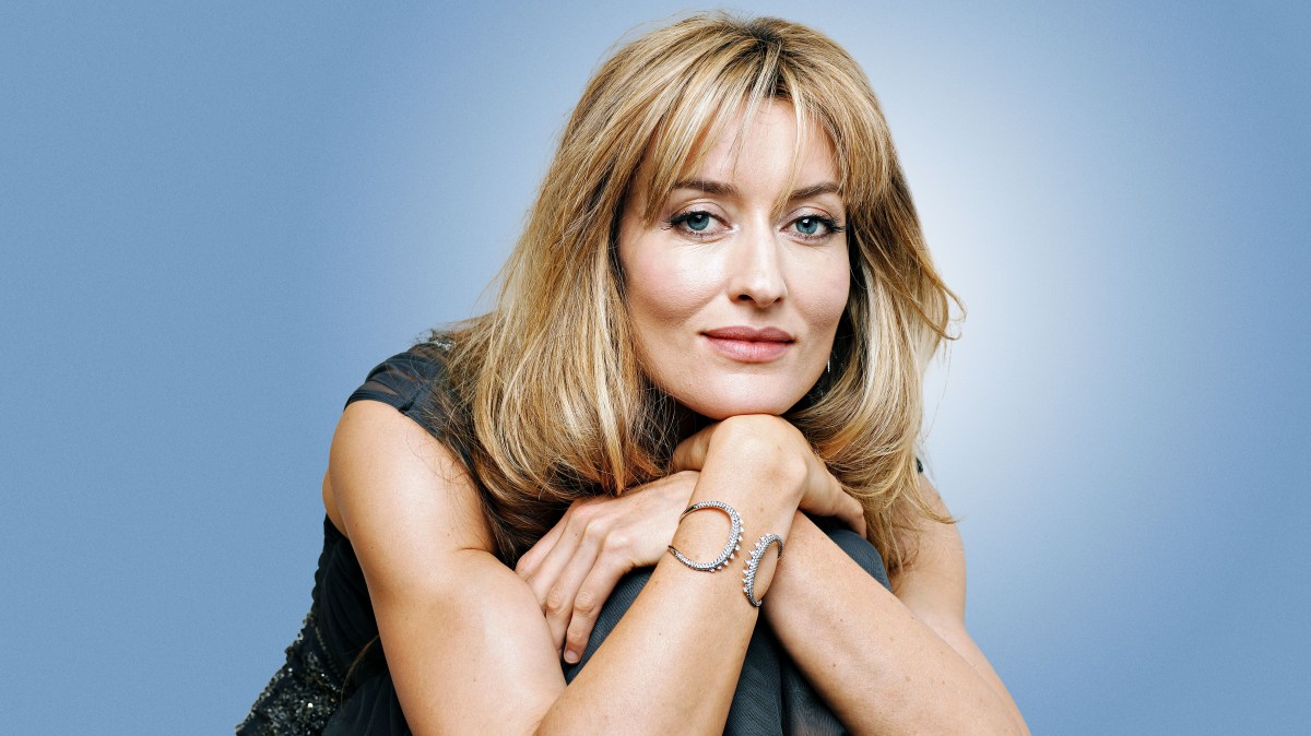 Curious about Natascha McElhone body at her age? (See how she maintains her stunning figure over years)