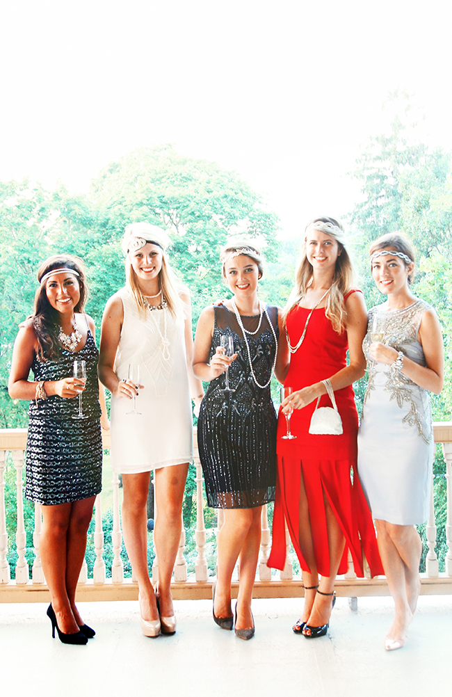 Make your own great gatsby clothing styles! Fun DIY ideas for an authentic 1920s costume.