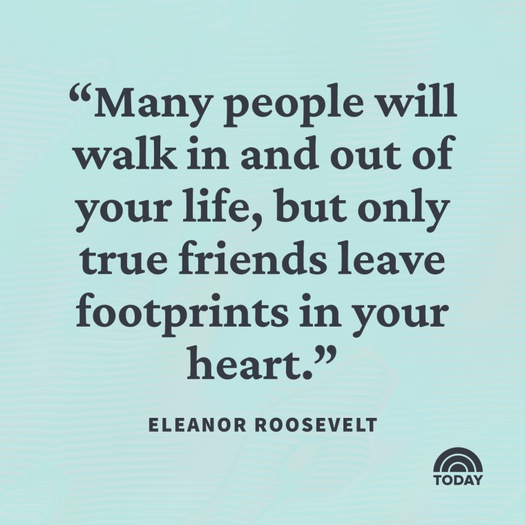 What Are the Best Thinking of You Friendship Quotes? (Simple Messages for Your Closest Buddies)