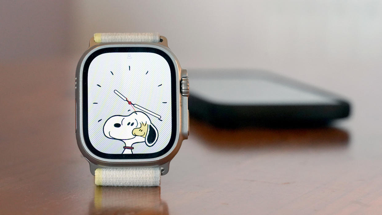 Want a fun snoopy apple watch face? (Heres how to easily find and install yours)