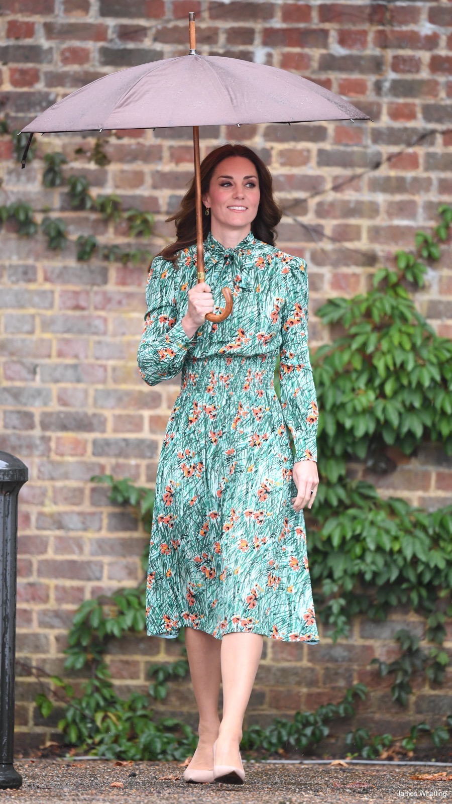 What is so great about a prada green dress? Learn about its unique style and top quality.