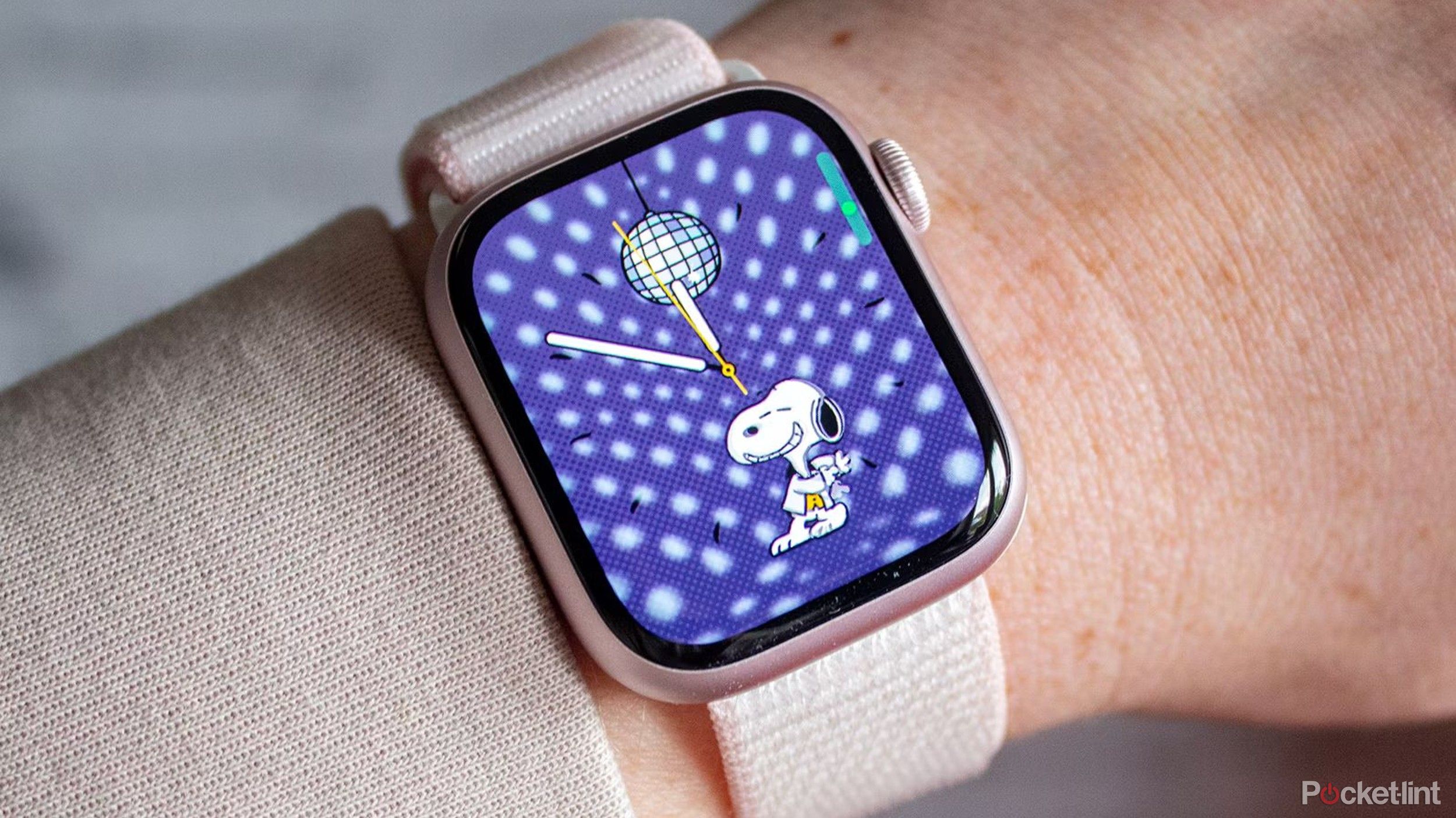 Want a fun snoopy apple watch face? (Heres how to easily find and install yours)