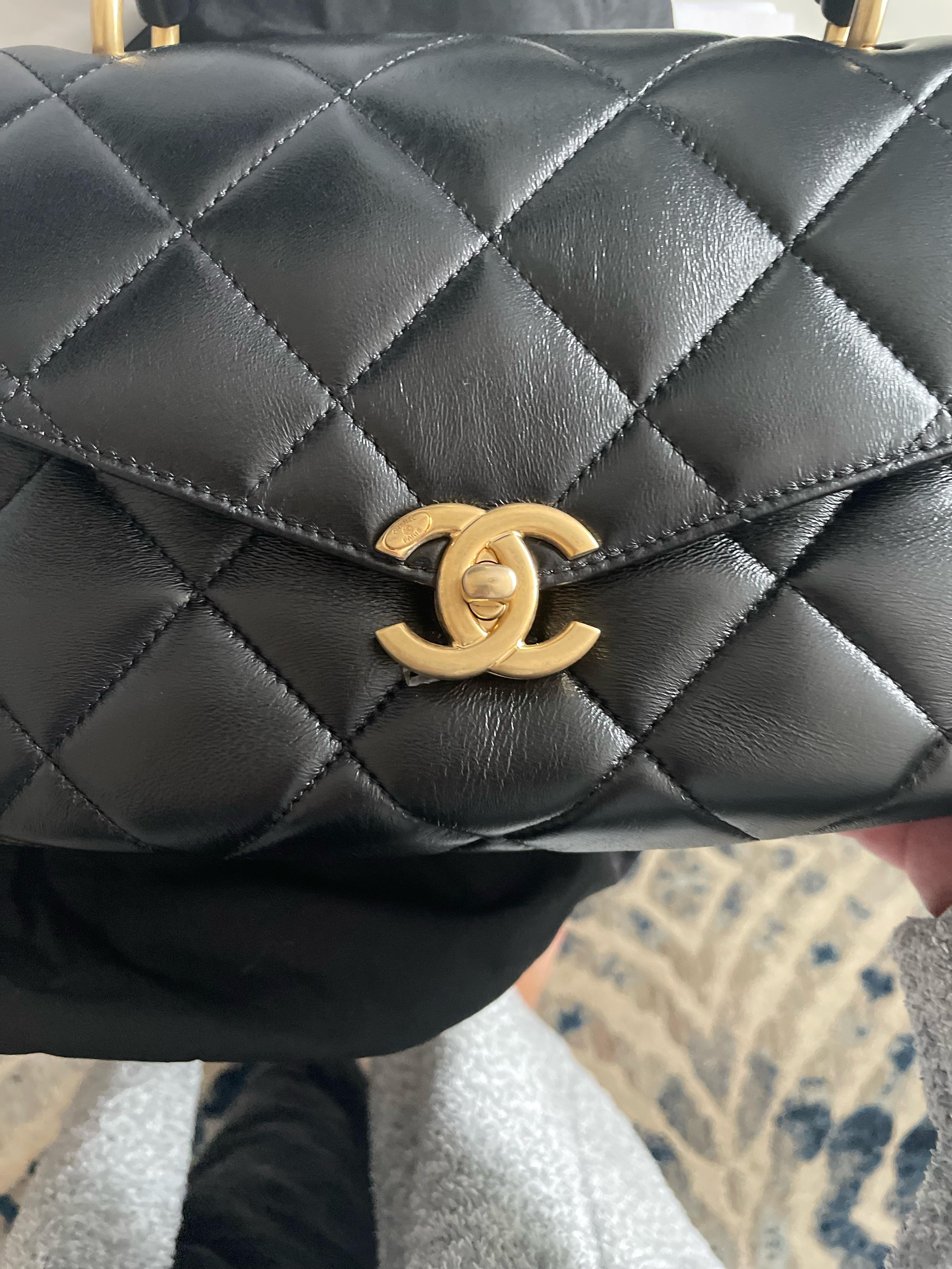 Thinking about Chanel returns? Get to know the official policy and the first steps you should take.