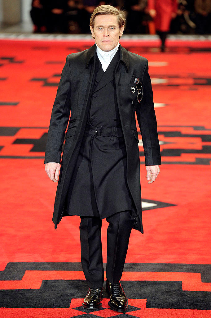 dafoe villains prada (must see looks!)