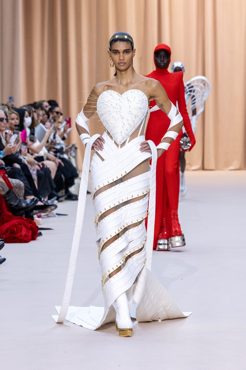 Is the Safety Pin Dress Still Fashionable? (Learn Why This Trend Continues to Slay Today)