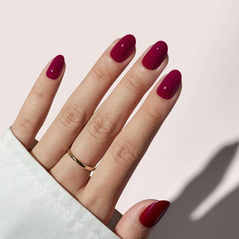 Searching for elegant red nails ideas? Discover classy styles perfect for work or special events tonight easily.