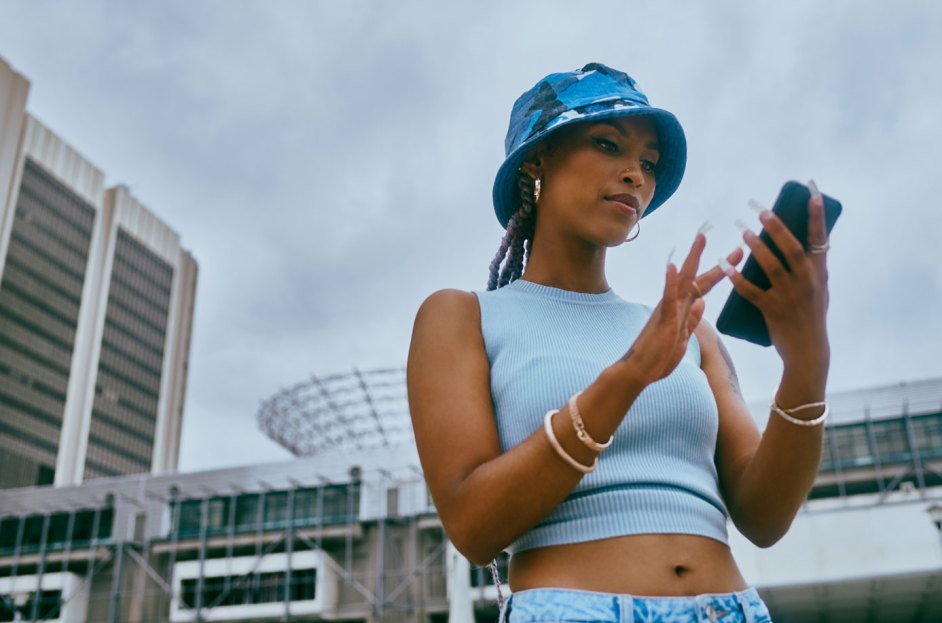 Where to buy the best crop top shirt? (Find top stores for awesome styles and good prices)