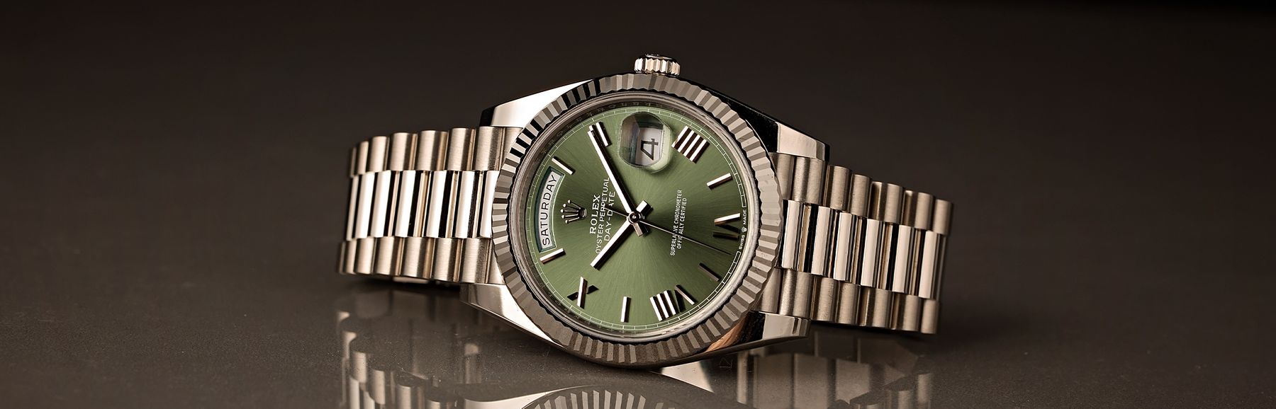 Can you find watches better than Rolex watches? Absolutely explore these incredible luxury options we found.