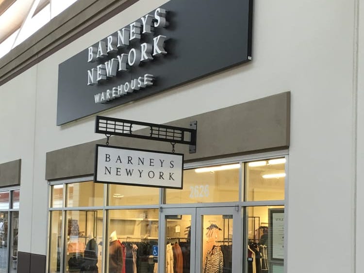 Where to find stores like Barneys now? Check out our list of similar amazing retailers for you.