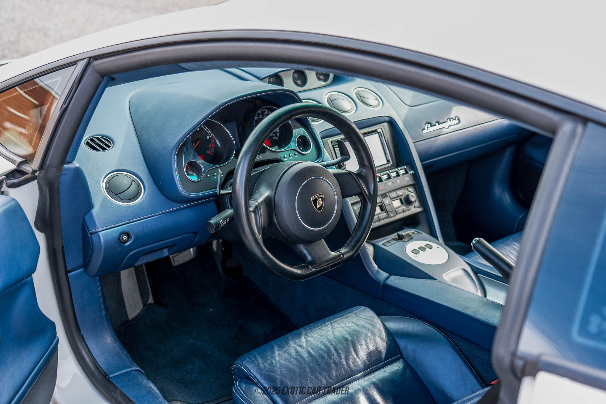 Lamborghini Gallardo Squadra Corse: Worth the hype? (Real owner reviews inside!)