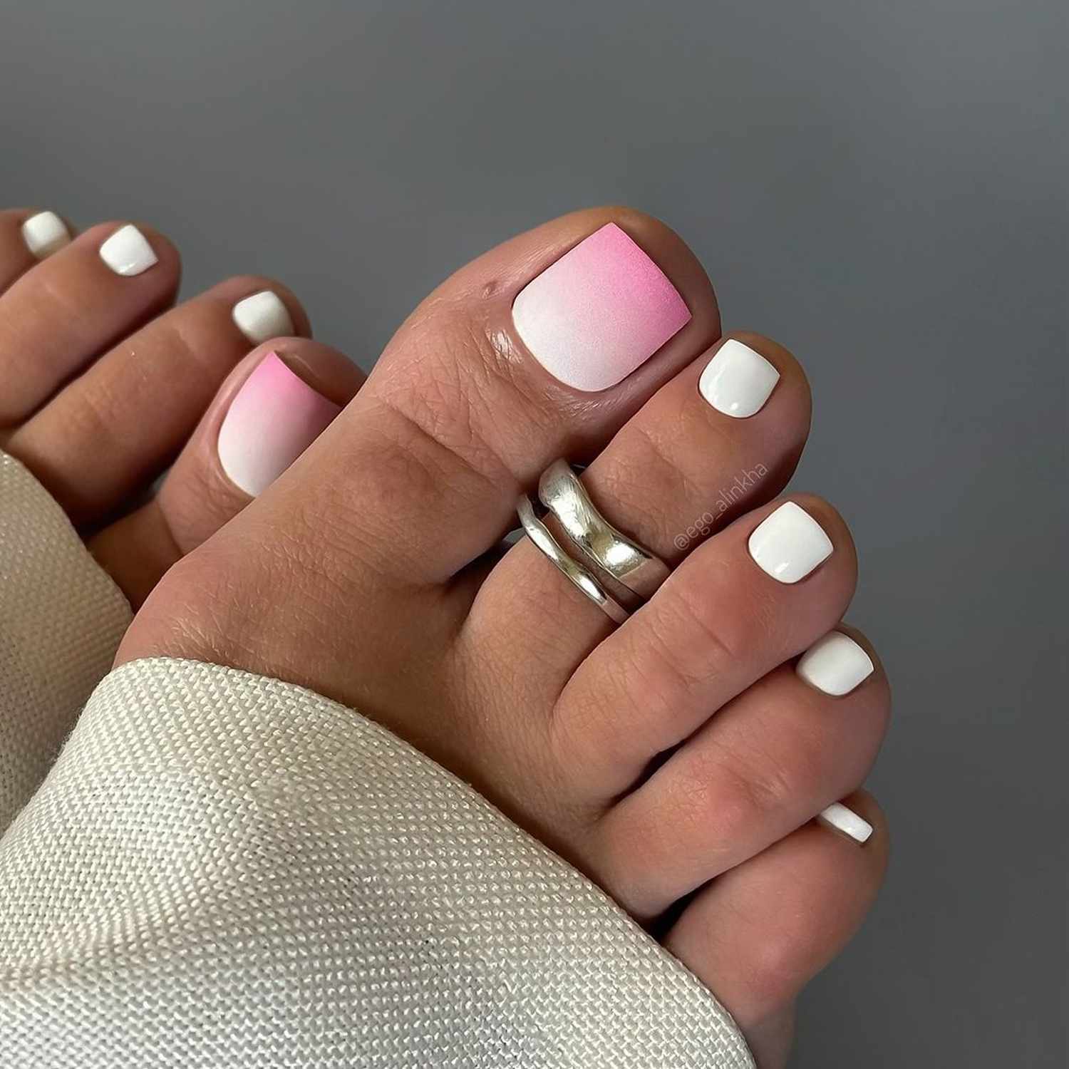 Summer Pedicure Ideas Guide: Pick Your Perfect Toes Style!