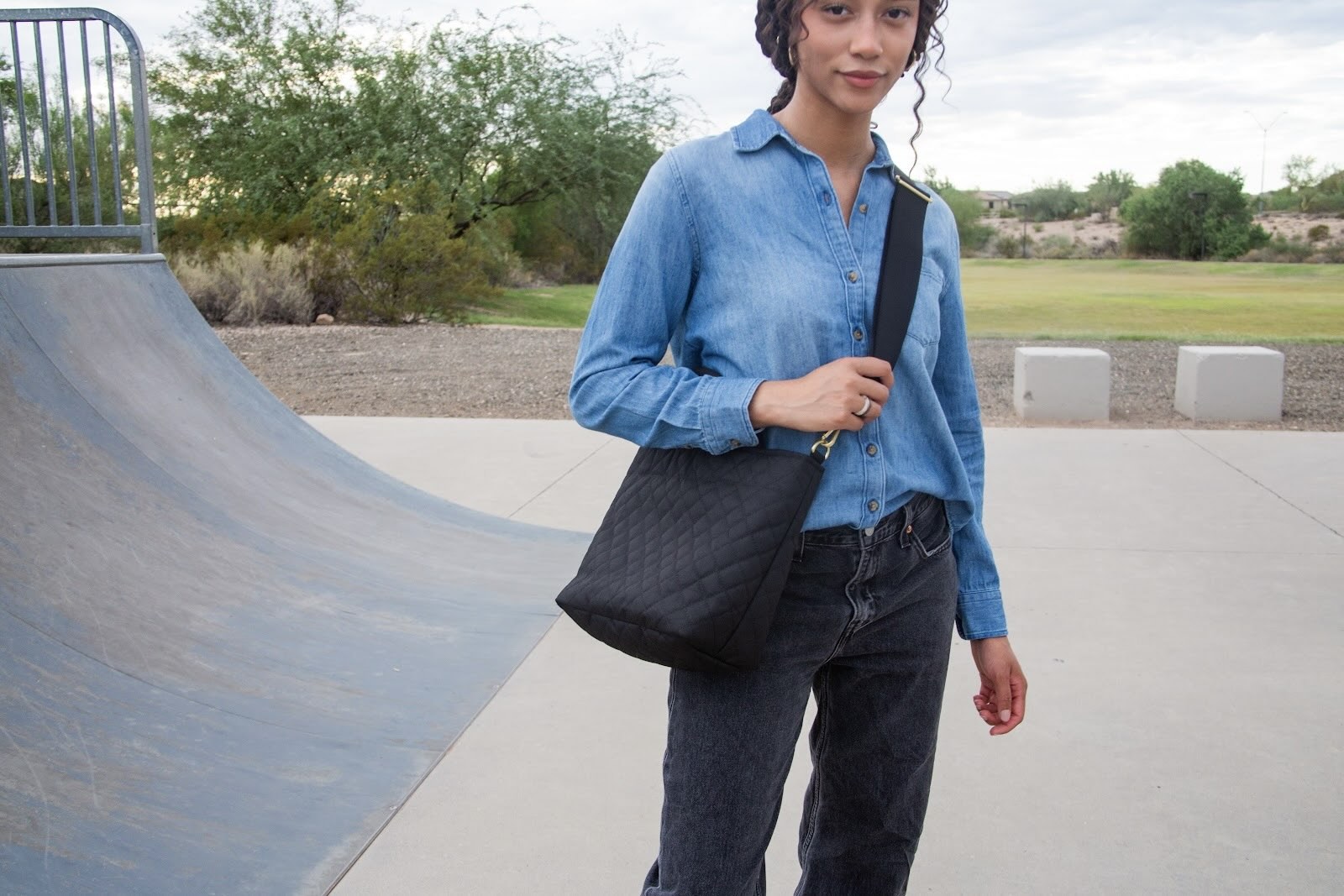 How to find your perfect blue jean crossbody purse (Easy tips for a stylish and practical choice)