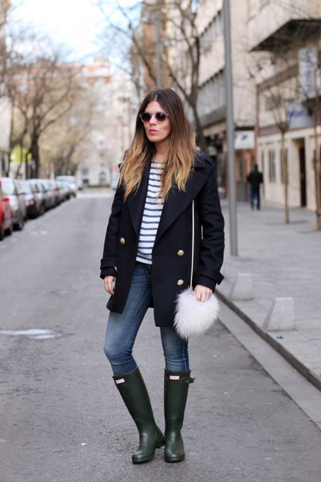 What outfits go with black shiny hunter boots? (Get inspired with these stylish combinations now!)