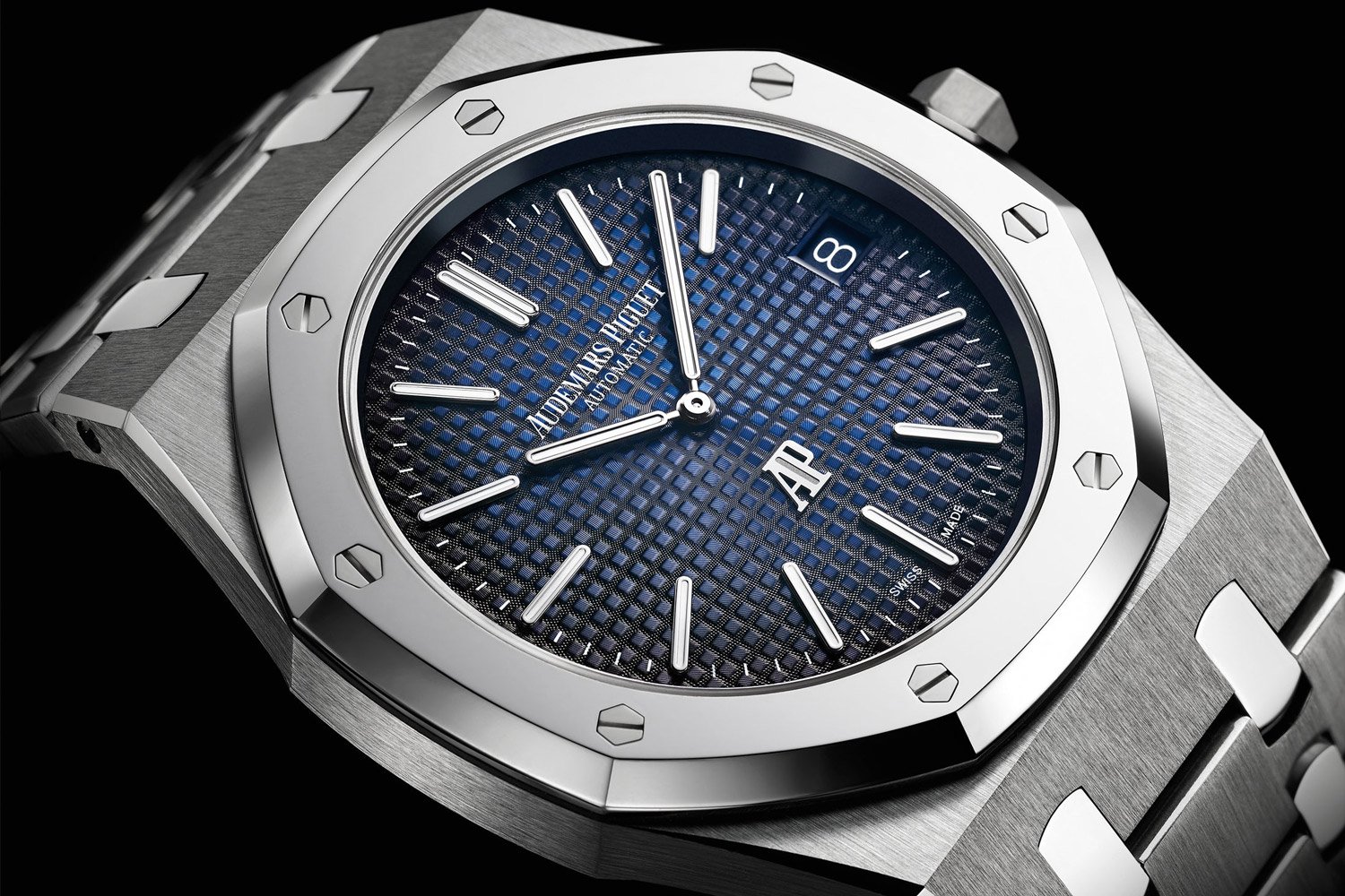 Why are AP watches so expensive? Discover the exceptional craftsmanship and materials in each watch.