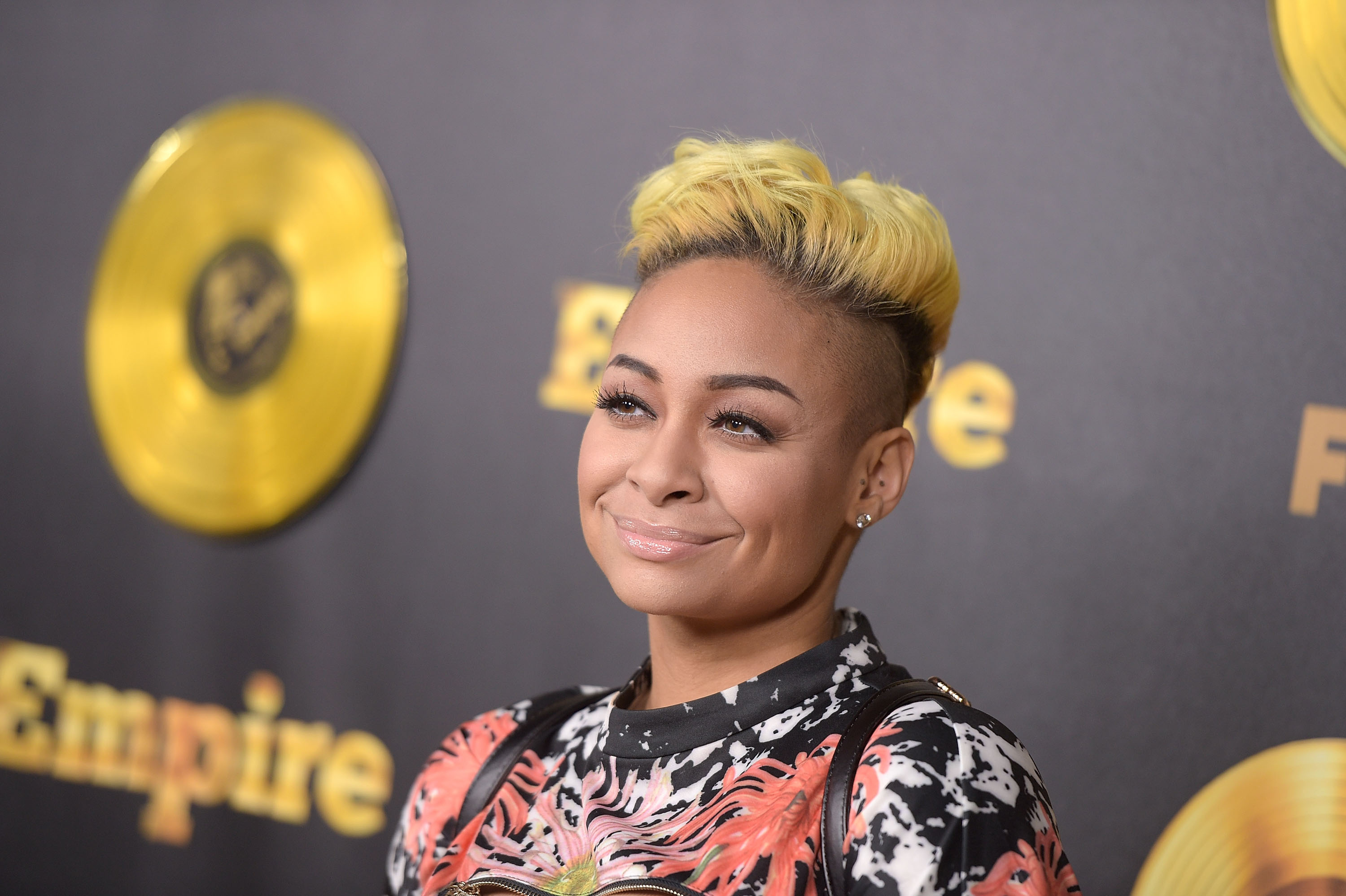 Best Raven Symone hairstyles (See her most iconic and amazing hair looks over the years now)