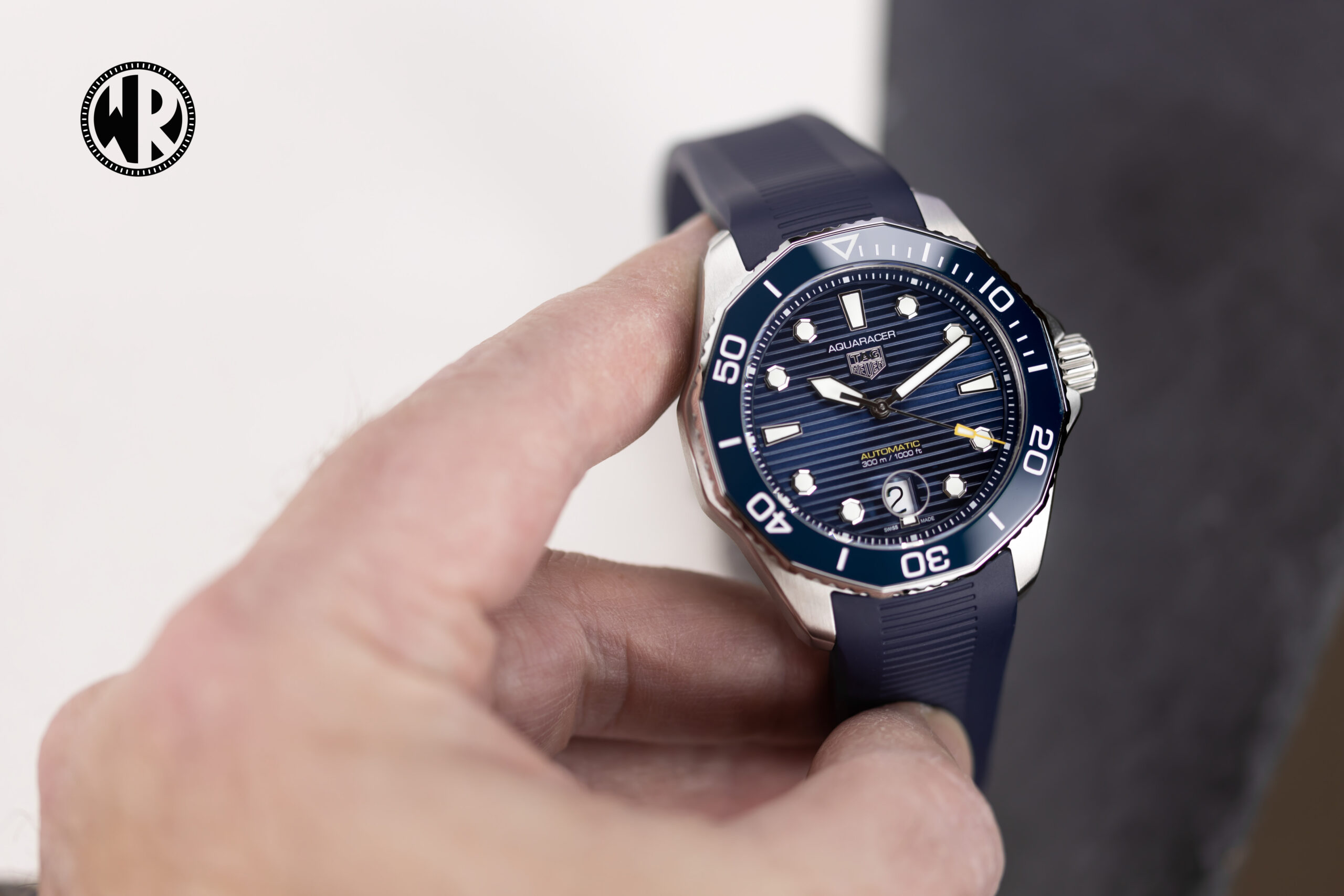Picking an aquaracer tag heuer mens? Heres how to choose the right one for you.