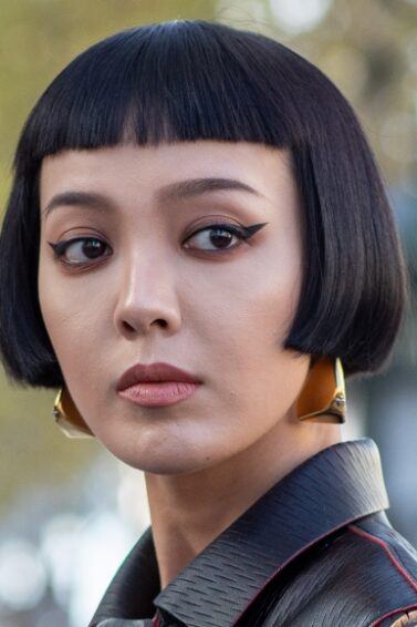 Love those trendy very short bob hairstyles? Check out these simple cuts for a fresh and modern look.