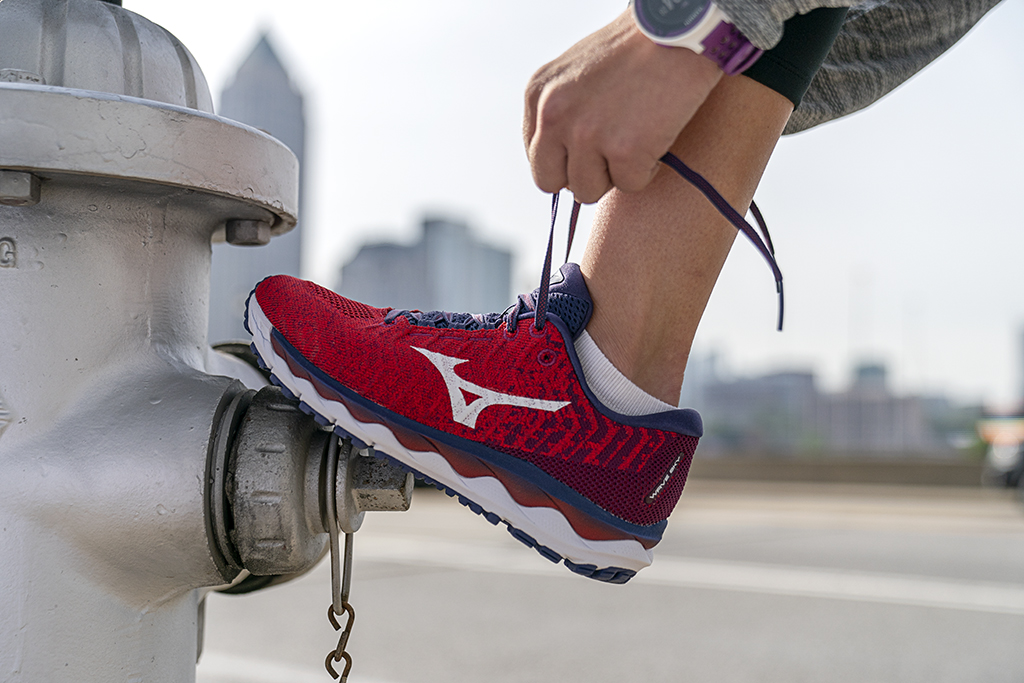 How Celebs Use Mizuno Shoes Get Top Performance Styles Now