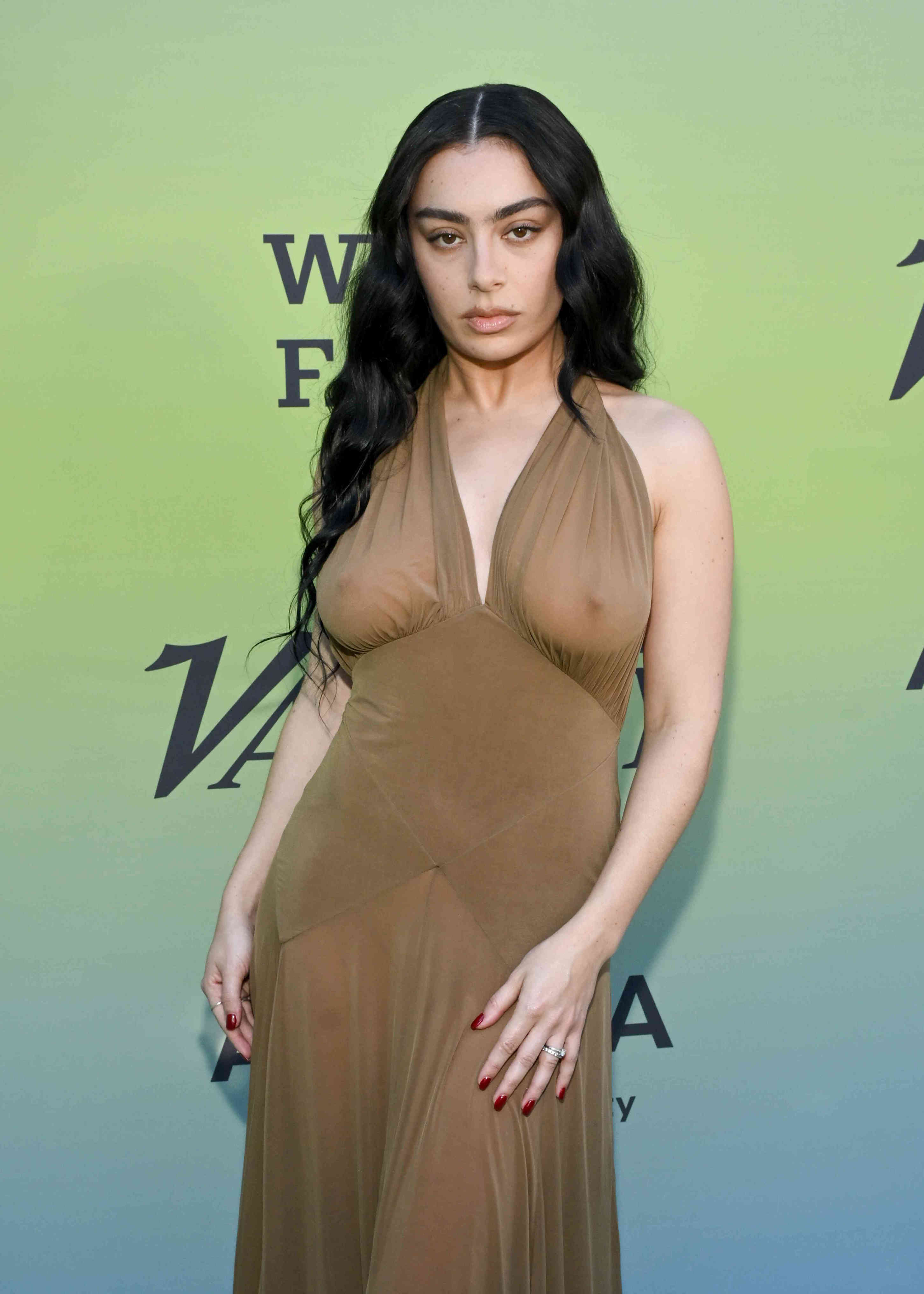 What happened to charli xcx nipple? Discover the full story here!
