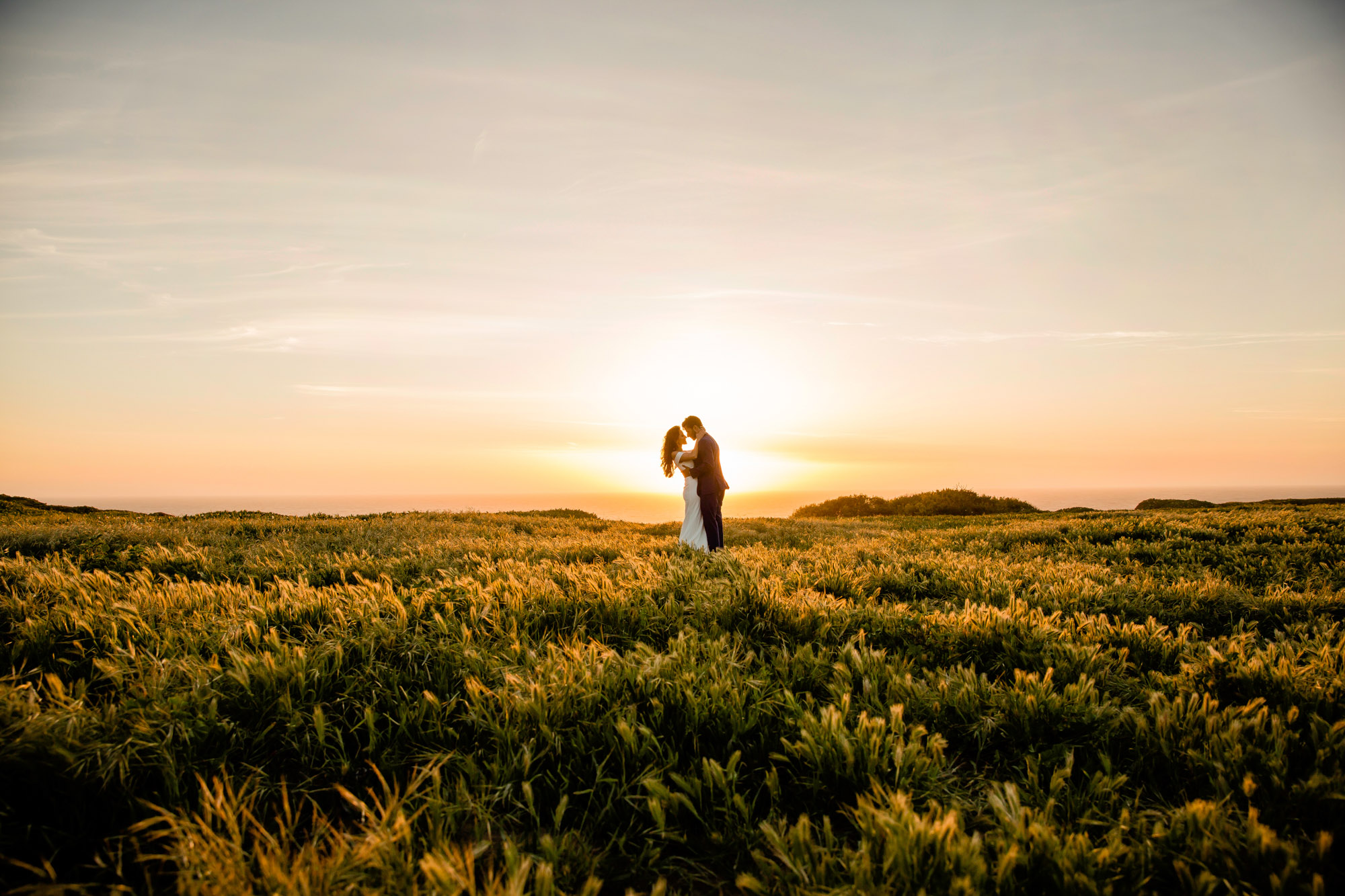 best photo time in beverly hills ca? (find golden hour for perfect pics)