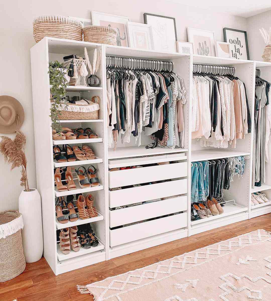 How to design wardrobe splash art easily? Top tips and tricks!