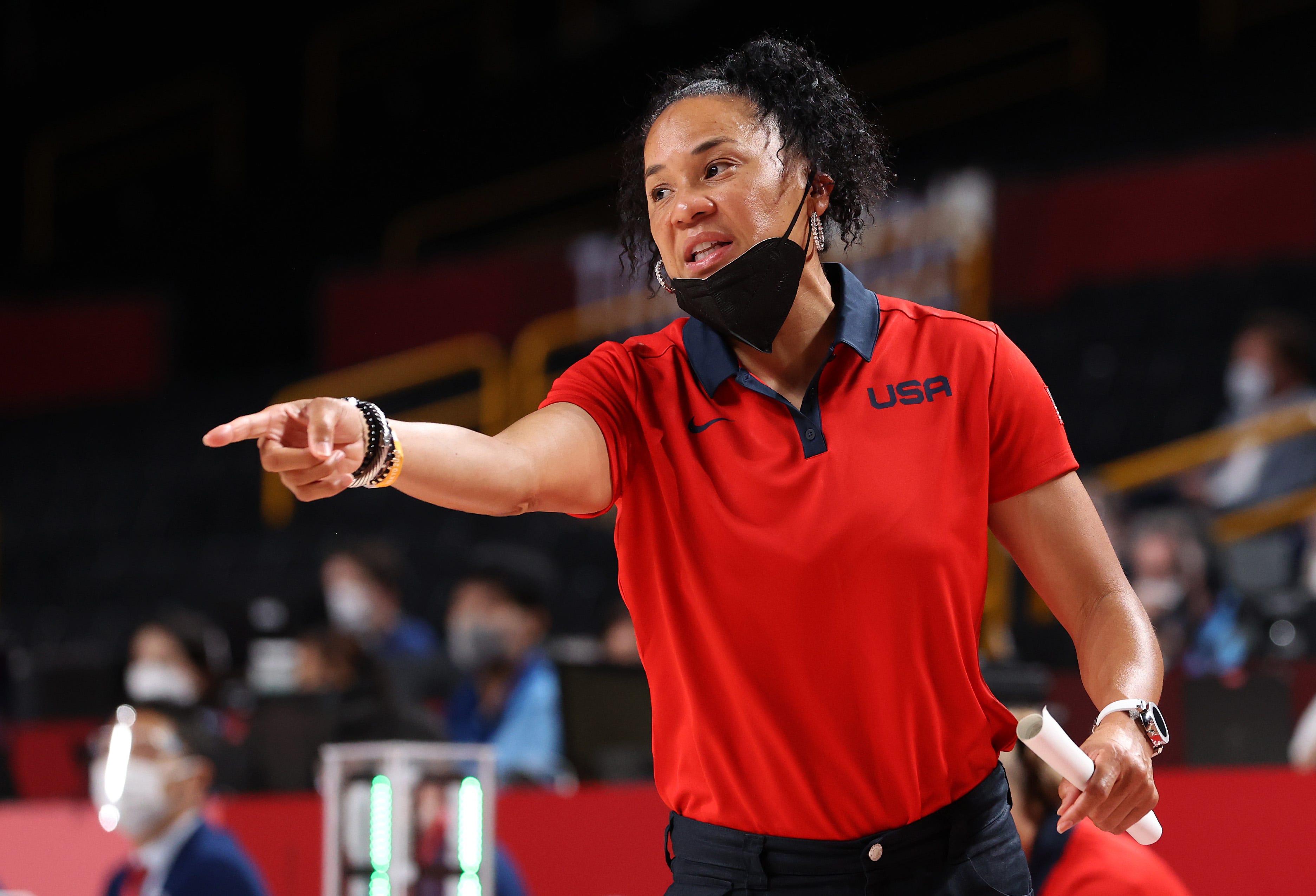 Key Elements of Dawn Staley Style Coaching for Winning Basketball Teams