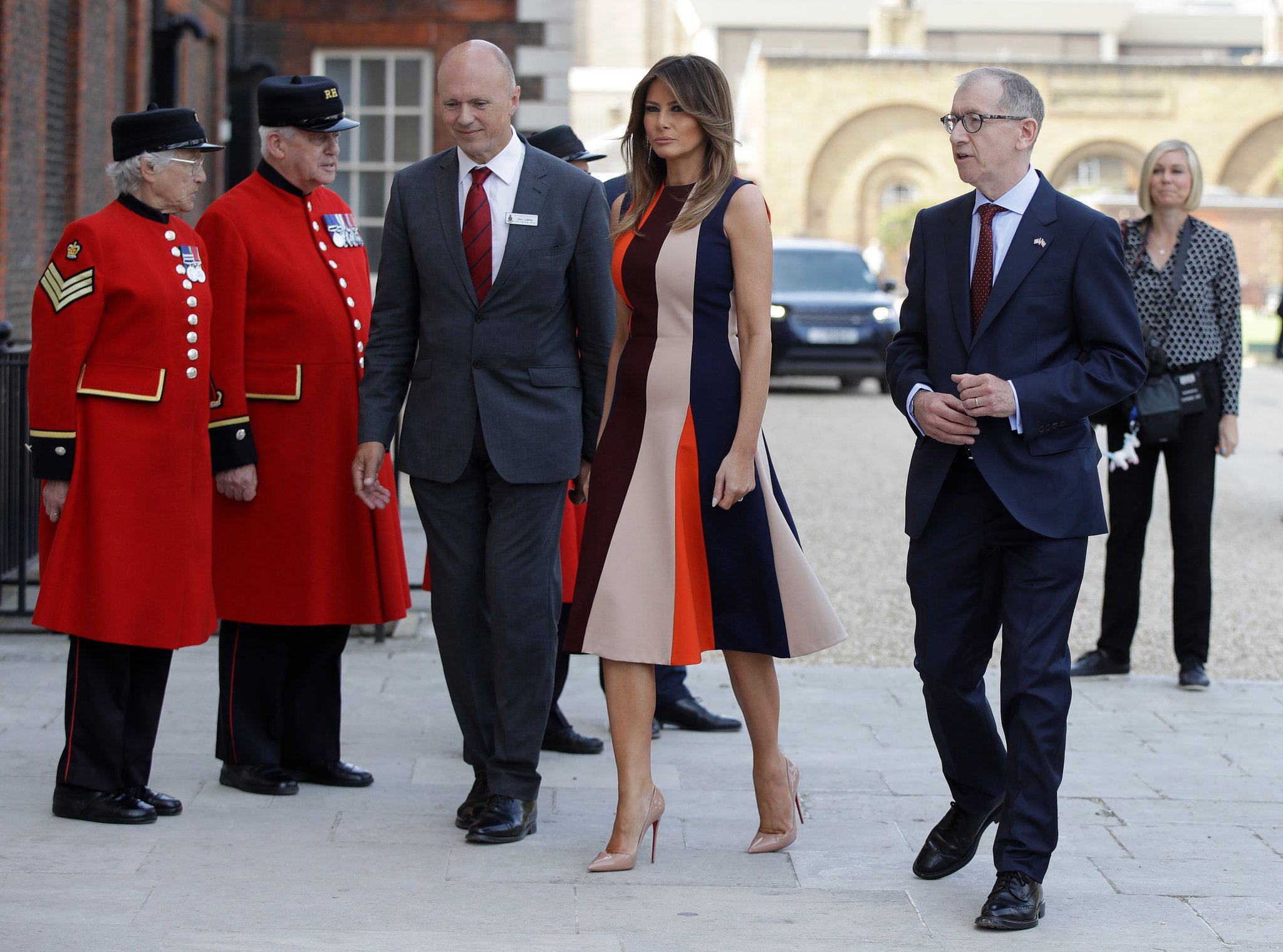 Melania Trump Outfit Ideas Steal Her Style For Work Or Weekend