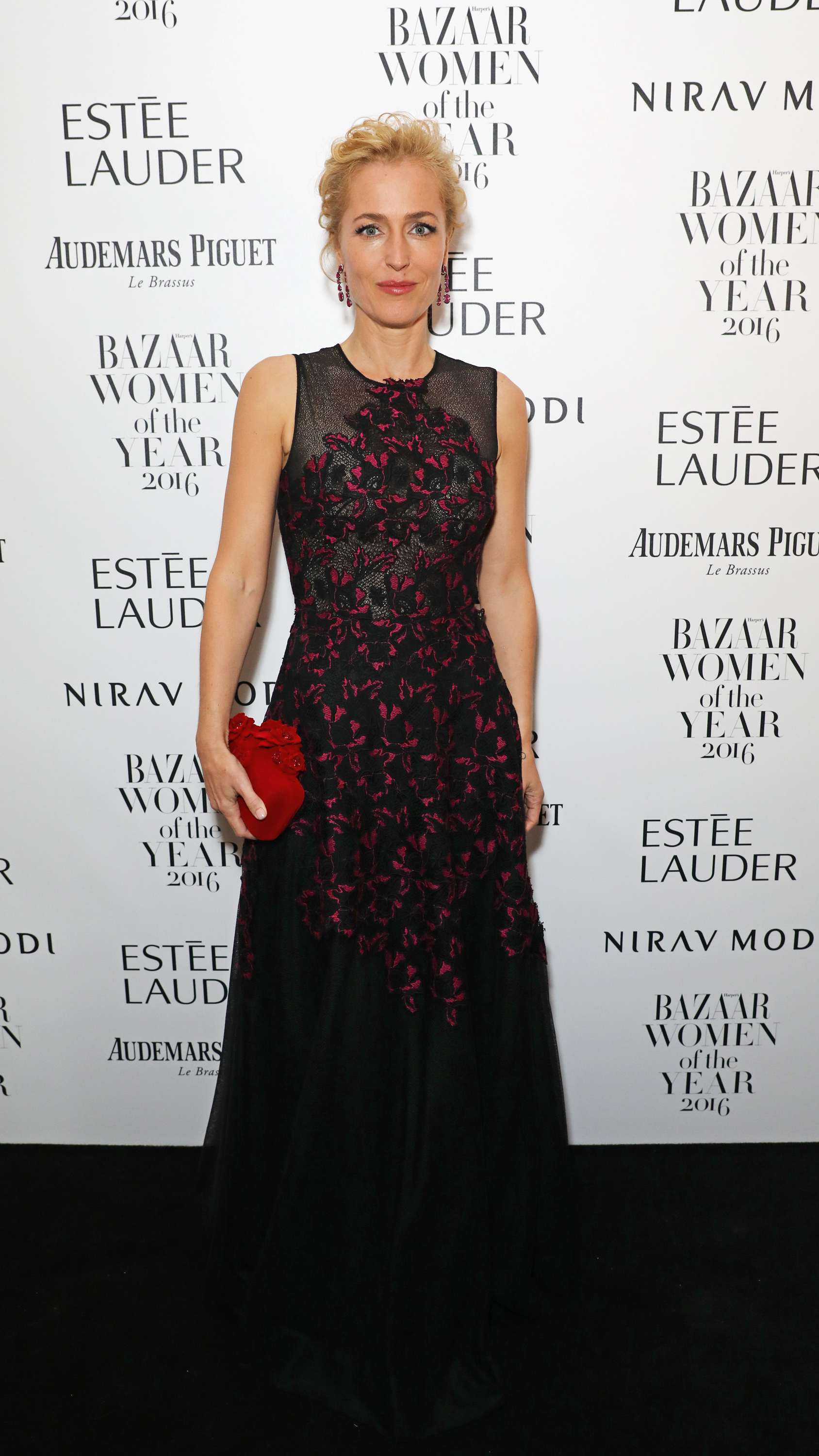 Gillian Anderson Black Dress Perfect Style Ideas For Your Big Night Out